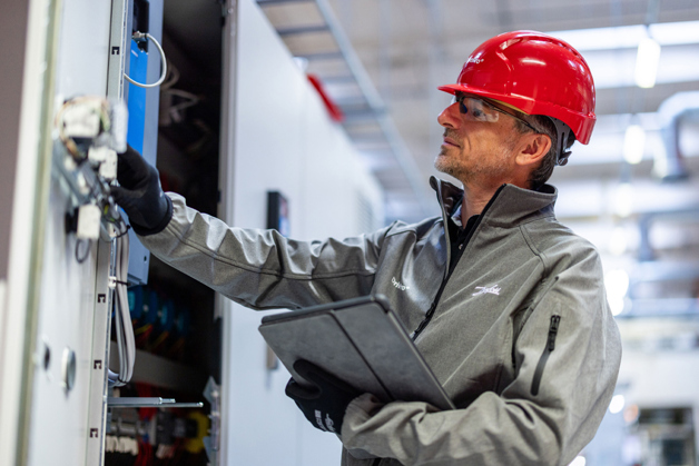 id490247781541-0101_1120x747